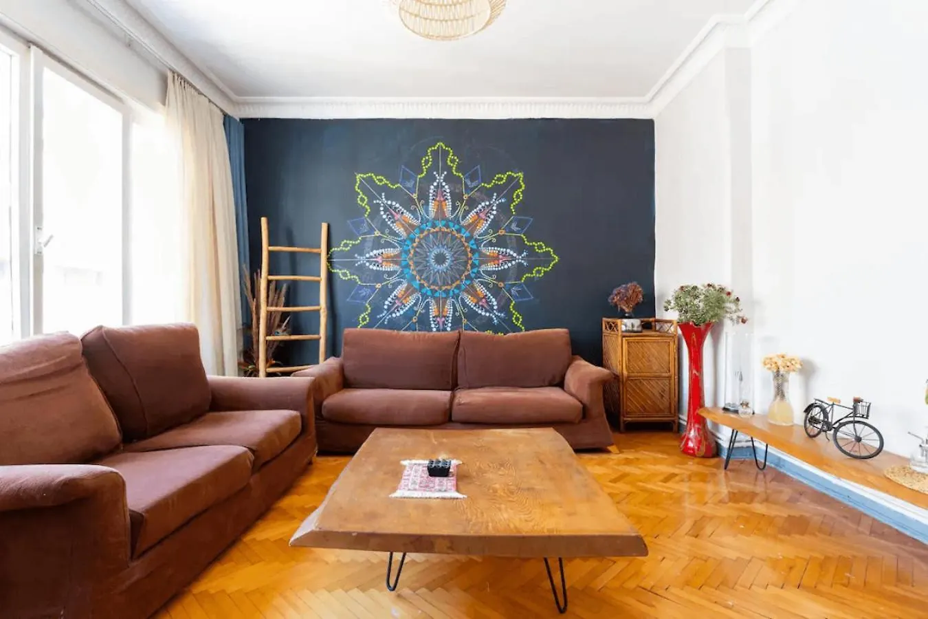 Cozy Flat 6 Min Walking To Taksim Square contacts