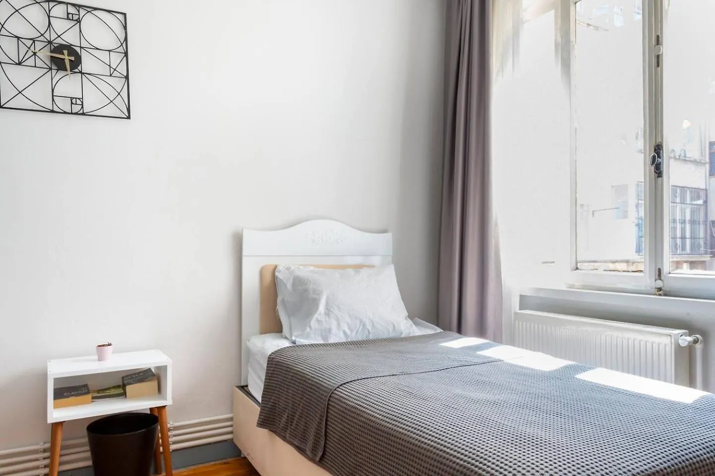 Cozy Flat 6 Min Walking To Taksim Square Apartment Istanbul